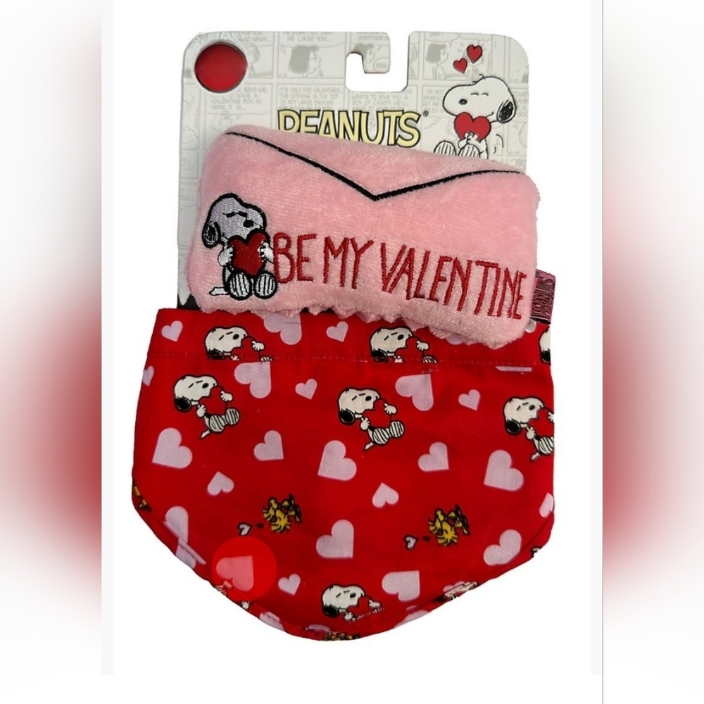 Peanuts snoopy dog toy & bandana new
